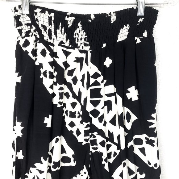 Anthropologie Black and White Patterned Joggers - Picture 2 of 4